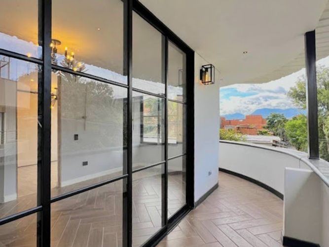 Apartamento de 3 alcobas en venta en La Magnolia, Envigado, 80 m² · foto 5 de 10