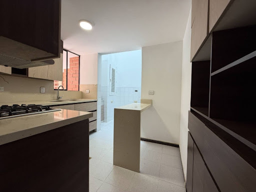 4BR House in Loma de las brujas (187 m²) - 4