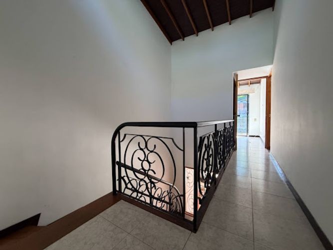 Casa de 4 alcobas en arriendo en Loma De Las Brujas, Envigado, 187 m² · foto 11 de 21