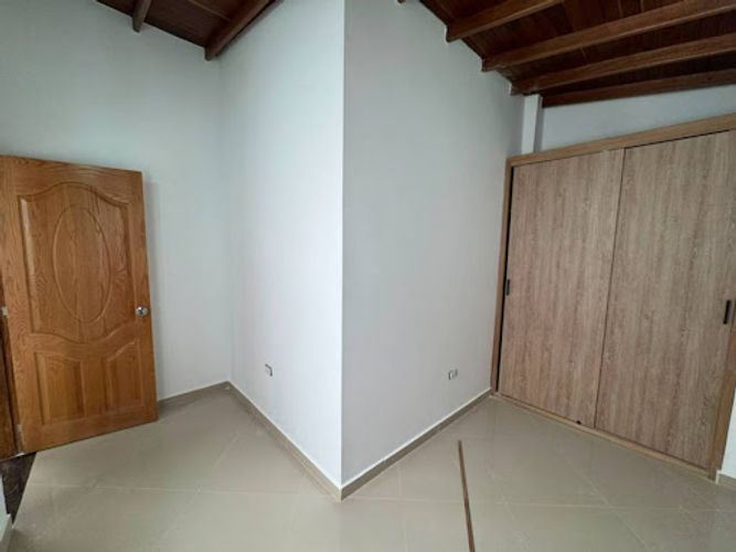Apartamento de 4 alcobas en venta en La Ceja, 99 m² · foto 3 de 13