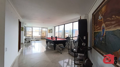 Apartamento en arriendo en Los Balsos, Medellín · foto 4 de 24