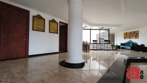 Apartamento en arriendo en Los Balsos, Medellín · foto 5 de 24