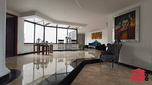 Apartamento en arriendo en Los Balsos, Medellín · foto 6 de 24