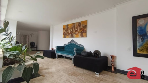 Apartamento en arriendo en Los Balsos, Medellín · foto 7 de 24
