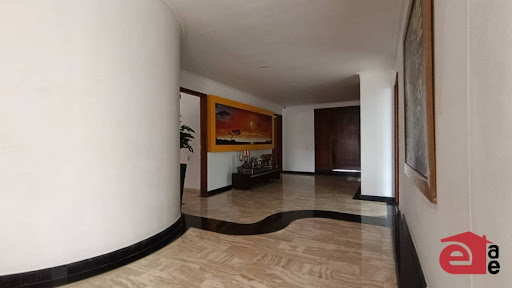 Apartamento en arriendo en Los Balsos, Medellín · foto 8 de 24