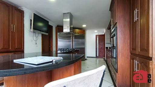 Apartamento en arriendo en Los Balsos, Medellín · foto 12 de 24