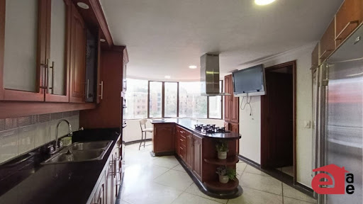 Apartamento en arriendo en Los Balsos, Medellín · foto 14 de 24