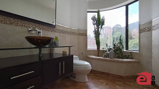 Apartamento en arriendo en Los Balsos, Medellín · foto 17 de 24