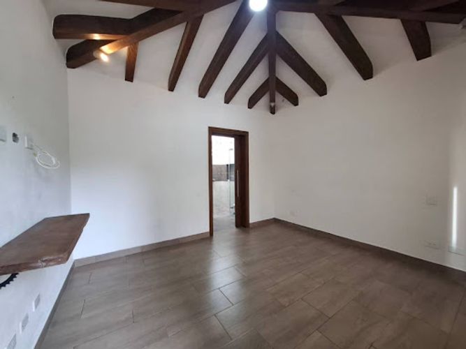 Casa de 4 alcobas en arriendo en Cabeceras De Llanogrande, Rionegro, 400 m² · foto 8 de 23