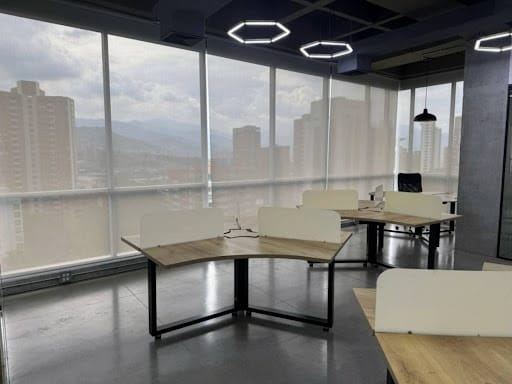 Oficina en arriendo en Loma Del Campestre, Medellín, 60 m² · foto 6 de 9