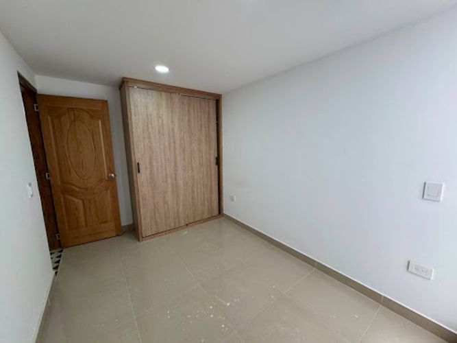 Apartamento de 3 alcobas en venta en La Ceja, 74 m² · foto 3 de 13