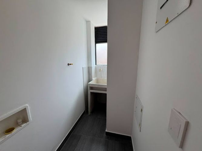 Apartamento de 3 alcobas en venta en La Ceja, 74 m² · foto 8 de 13