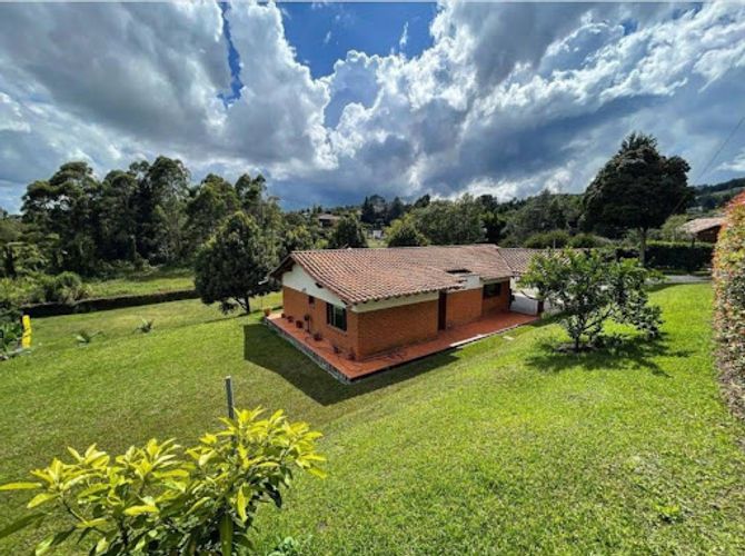 Finca en arriendo en Sajonia, Rionegro, 4500 m² · foto 13 de 23