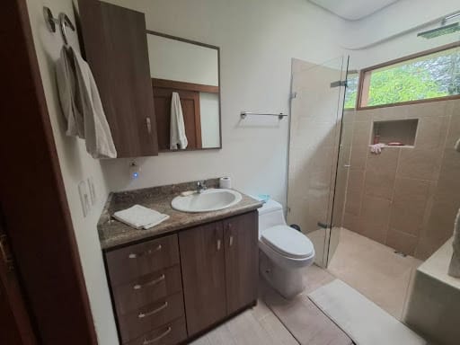 Casa de 4 alcobas en venta en San Miguel, La Ceja, 480 m² · foto 13 de 24