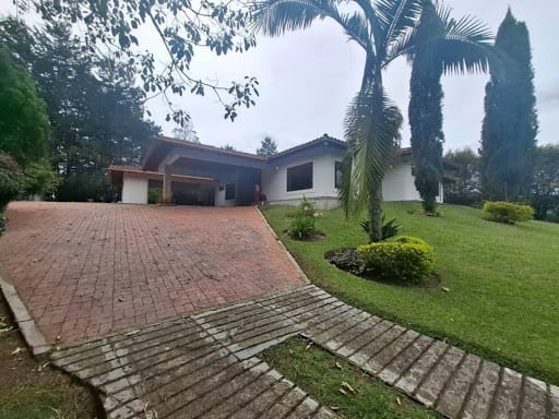 Casa de 4 alcobas en venta en San Miguel, La Ceja, 480 m² · foto 22 de 24
