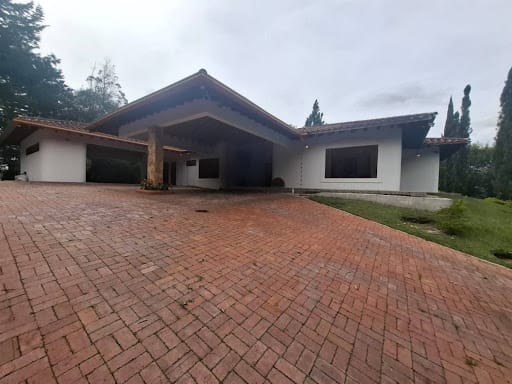 Casa de 4 alcobas en venta en San Miguel, La Ceja, 480 m² · foto 23 de 24