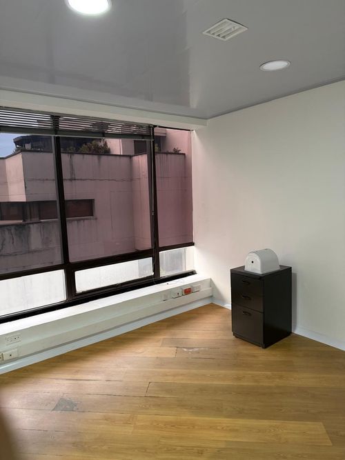Oficina en arriendo en La Candelaria, Medellín, 135 m² · foto 11 de 15