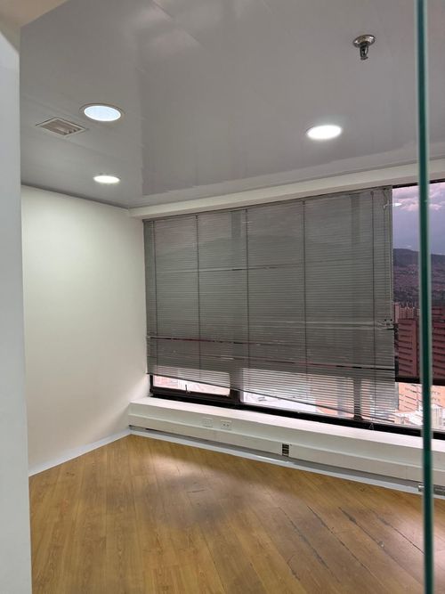 Oficina en arriendo en La Candelaria, Medellín, 135 m² · foto 12 de 15