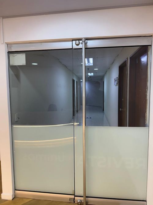 Oficina en arriendo en La Candelaria, Medellín, 135 m² · foto 3 de 15