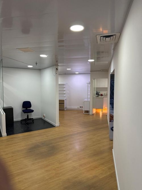Oficina en arriendo en La Candelaria, Medellín, 135 m² · foto 10 de 15