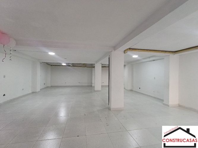 Local en arriendo en Cataluña, Medellín, 160 m² · foto 3 de 8