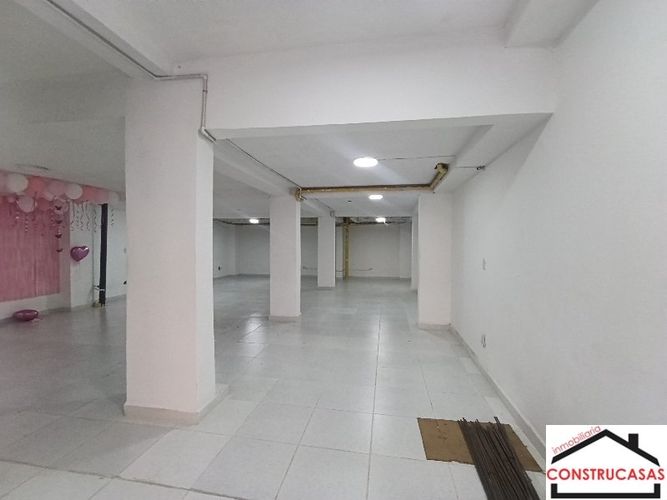 Local en arriendo en Cataluña, Medellín, 160 m² · foto 4 de 8
