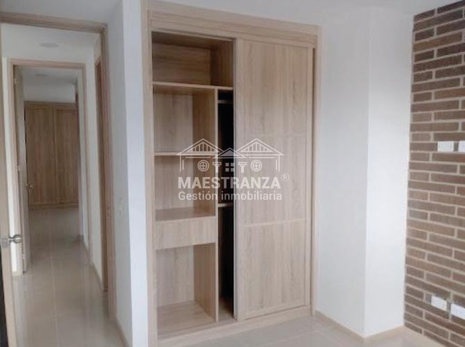 Apartamento de 2 alcobas en venta en Manchester, Bello, 54 m² · foto 7 de 8
