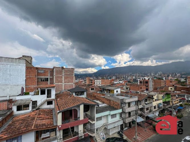Local en arriendo en Villa Del Parque, Itagüí, 105 m² · foto 9 de 12