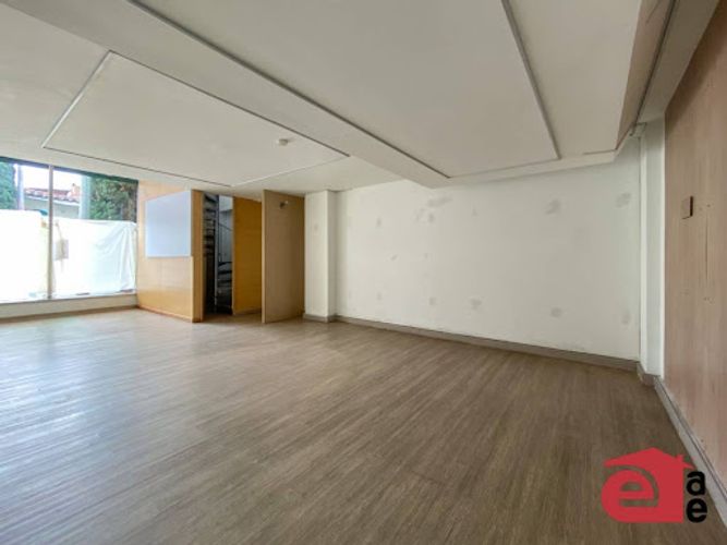 Oficina en arriendo en Zona Centro, Envigado, 80 m² · foto 2 de 9