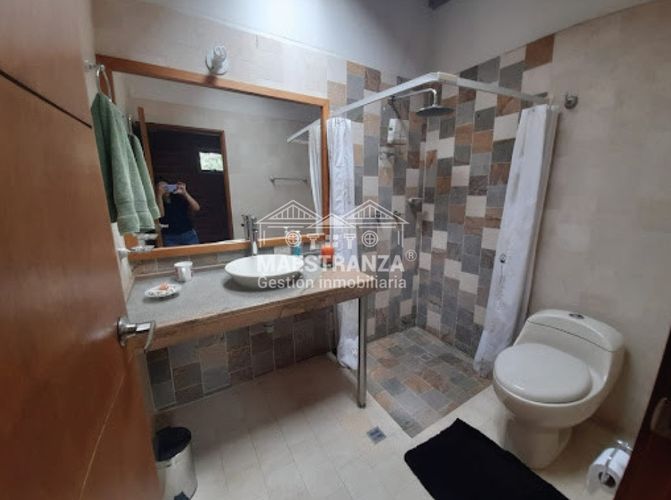 Casa de 4 alcobas en venta en Las Lomitas, Sabaneta, 214 m² · foto 14 de 19