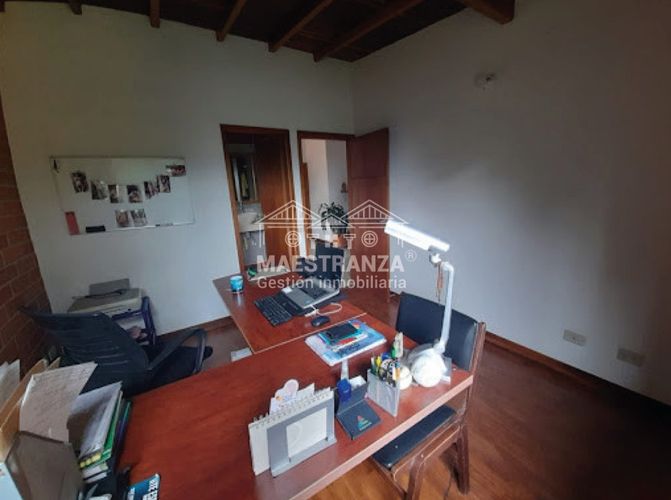 Casa de 4 alcobas en venta en Las Lomitas, Sabaneta, 214 m² · foto 16 de 19