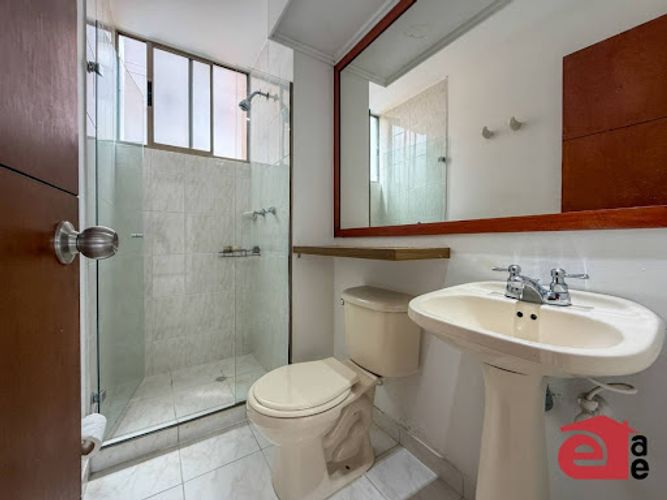 Apartamento de 3 alcobas en arriendo en Cola Del Zorro, Medellín, 102 m² · foto 10 de 19