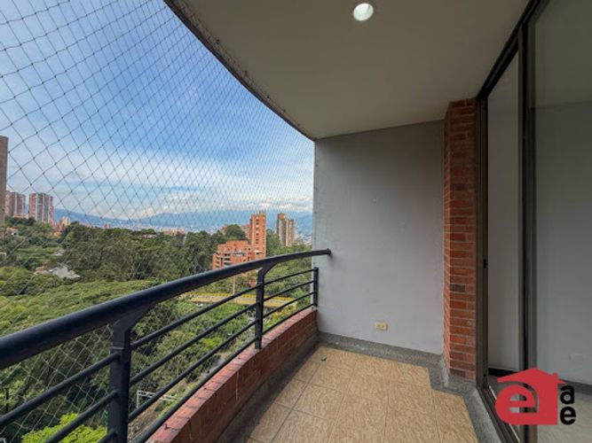 Apartamento de 3 alcobas en arriendo en Cola Del Zorro, Medellín, 102 m² · foto 12 de 19