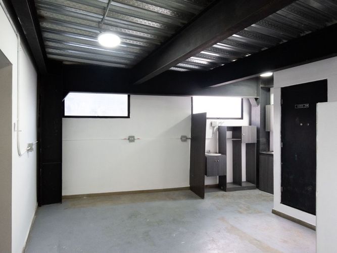 Oficina en arriendo en Noel, Medellín, 100 m² · foto 7 de 9