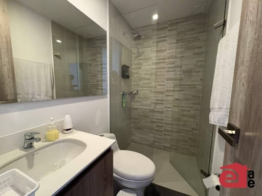 Apartamento de 2 alcobas en arriendo en Ciudad Del Río, Medellín, 78 m² · foto 2 de 24