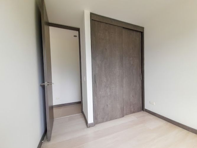 Apartamento de 3 alcobas en arriendo en El Chingui, Envigado, 69 m² · foto 4 de 13