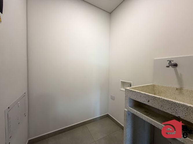 Apartamento de 3 alcobas en arriendo en Loma De San Jose, Sabaneta, 78 m² · foto 11 de 15