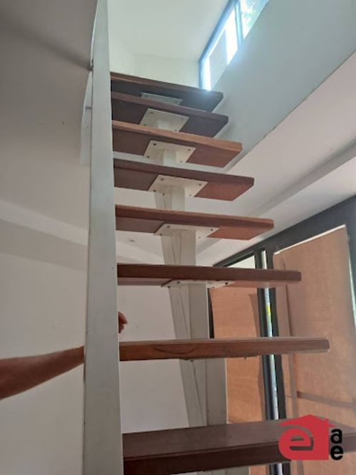 Local en arriendo en Conquistadores, Medellín, 29 m² · foto 2 de 8