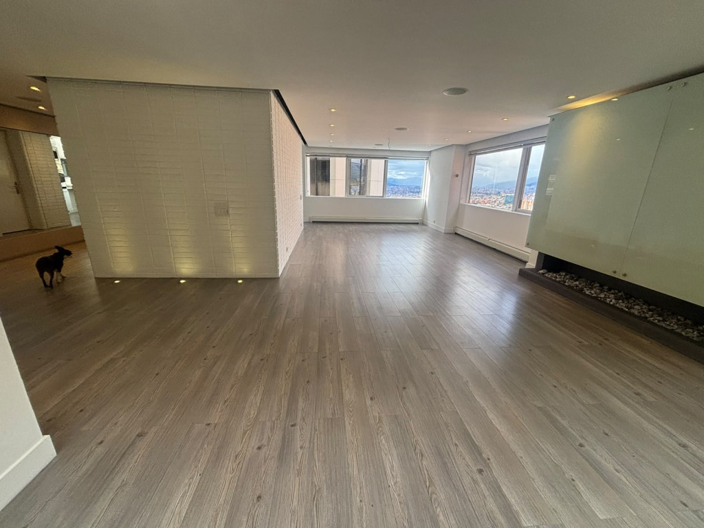 Apartamento en Arriendo en Chicó Alto, Bogotá