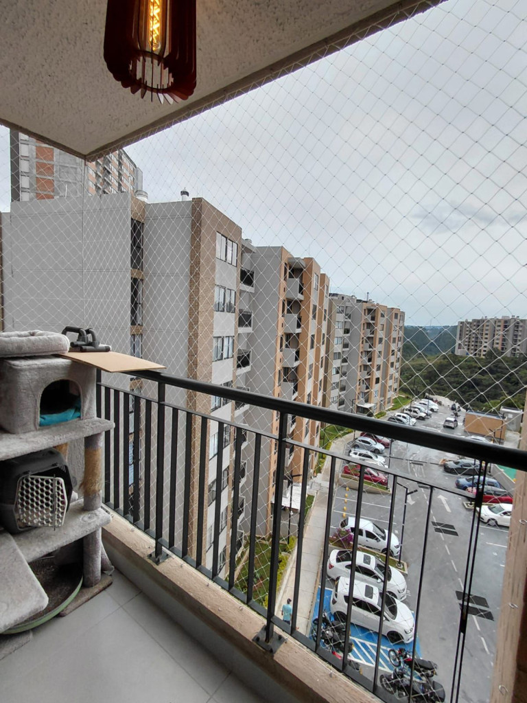 3BR Apartment in Cimarronas (58 m²) for Sale
