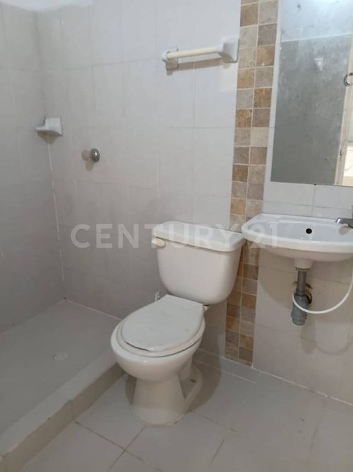 Casa de 6 alcobas en venta en Cd San Antonio, Villavicencio, 140 m² · foto 9 de 12