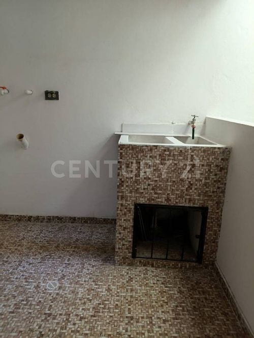 Casa de 6 alcobas en venta en Cd San Antonio, Villavicencio, 140 m² · foto 11 de 12