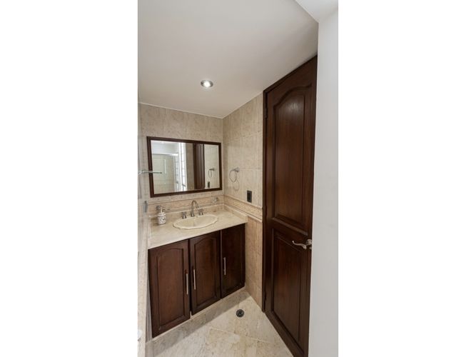 Casa de 3 alcobas en venta en Valle Del Lili, Cali, 136 m² · foto 13 de 16