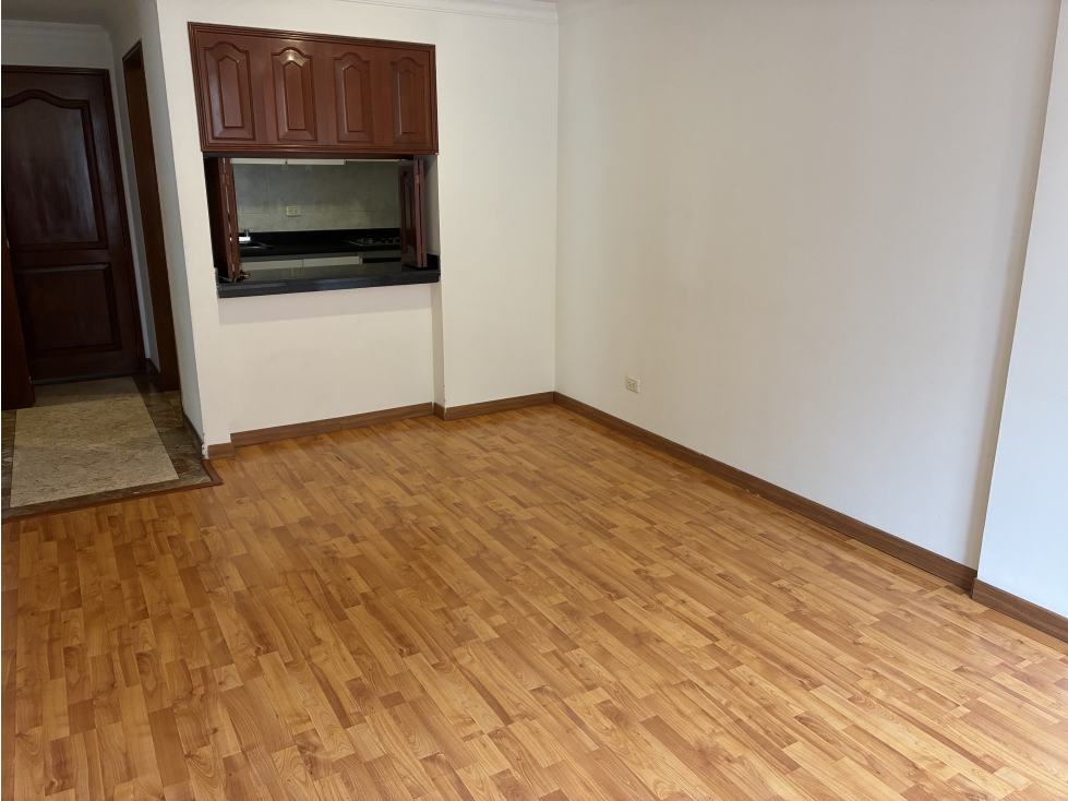 Apartamento en venta en Los Rosales, Bogotá · foto 8 de 17