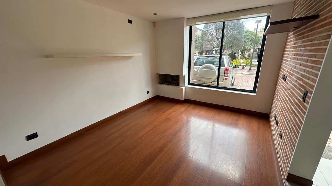 Casa en venta en Laura Vicuña, Chía · foto 3 de 19
