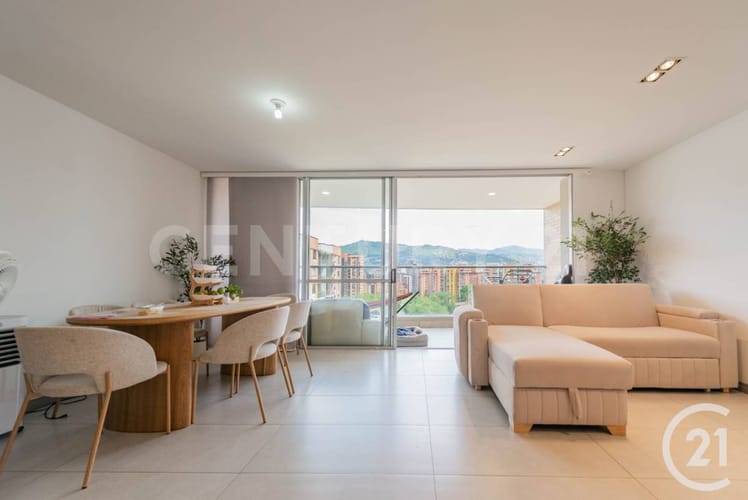 Apartamento de 3 alcobas en venta en Otraparte, Envigado, 107 m² · foto 2 de 14