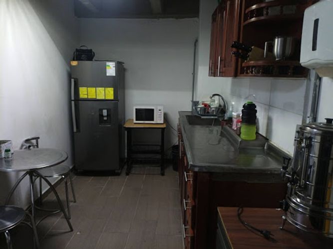 Bodega en arriendo en Zona Industrial No. 1, Itagüí, 920 m² · foto 8 de 11