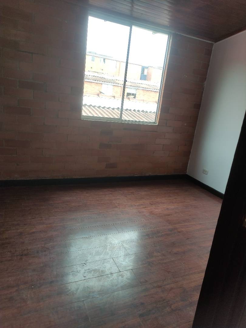 Casa en venta en Fontibon, Bogotá · foto 10 de 15