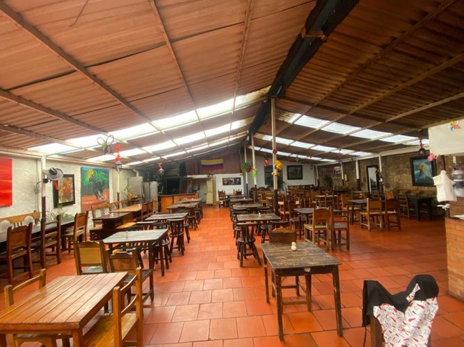 Casa de 1 alcoba en venta en Centro Administrativo, Bogotá, 864 m² · foto 9 de 21