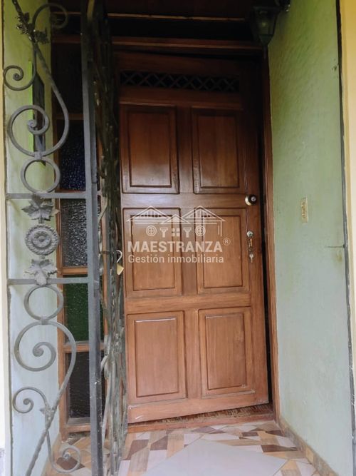 Casa de 3 alcobas en venta en Santa Elena, Medellín, 160 m² · foto 3 de 24